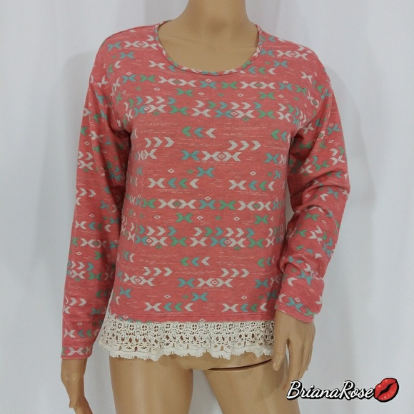 Arizona Jean Company Other - Arizona Lace Trim Long Sleeve Size 16 XL